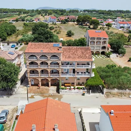 4305a Apartamento Biograd Na Moru